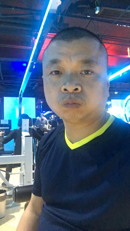 奋斗的第一张照片--佛冈中老年相亲网